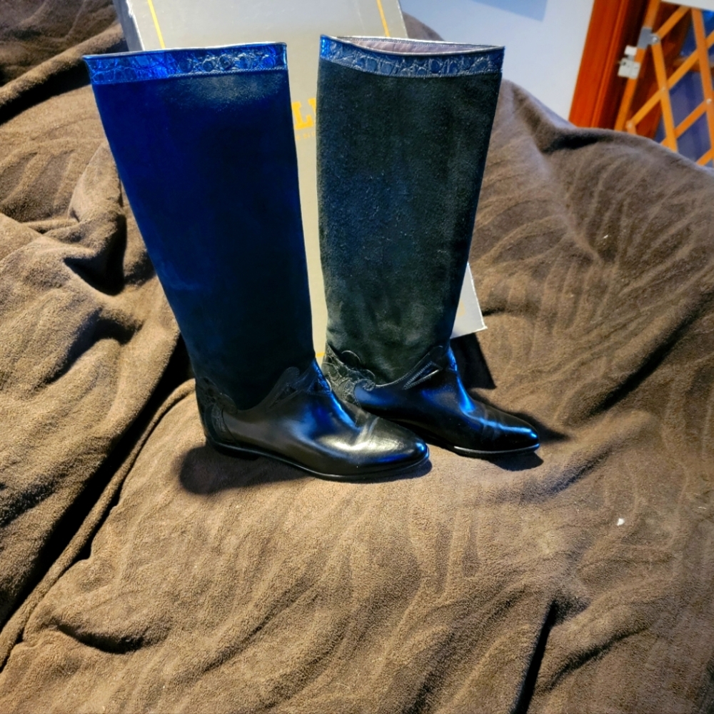 Woman's Knee High Boots